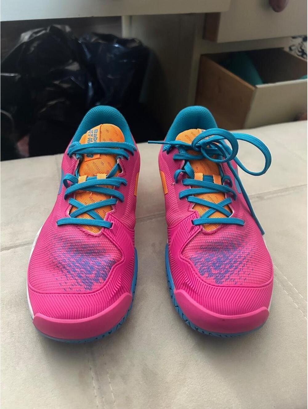 Brand new Babolat jet mach 3 sneaker pink, blue, and orange  size 6.5